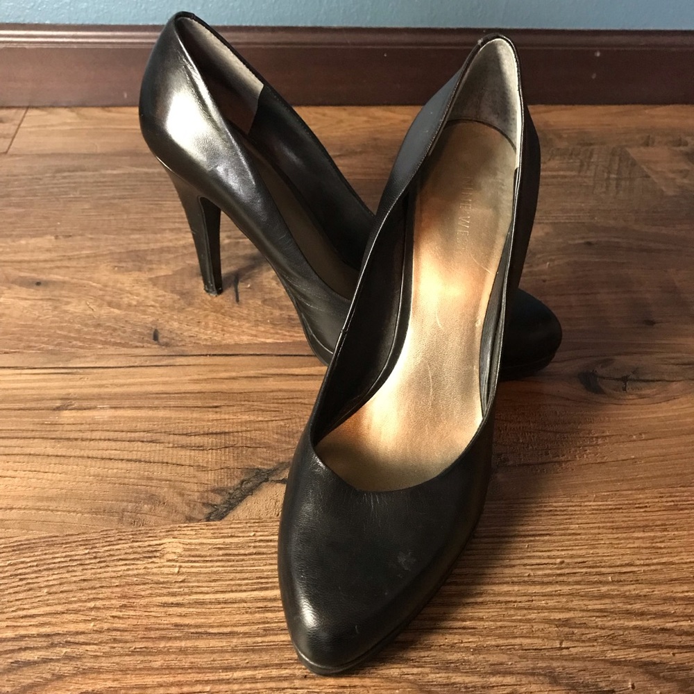 Nine West Platform Black Leather Pumps